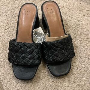 Target A New Day sandals - black - size 6